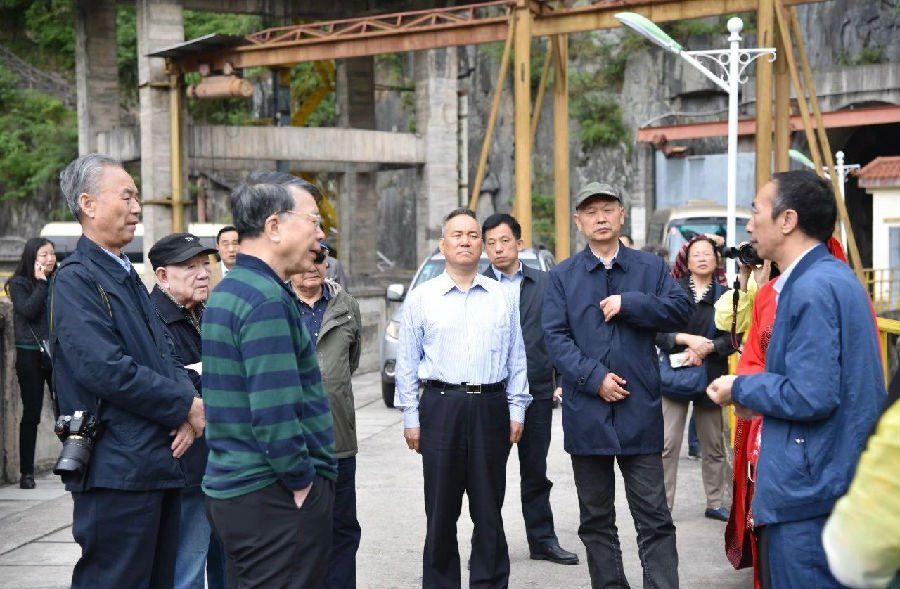 国家水利部老干部来汉中石门栈道风景区参观考察