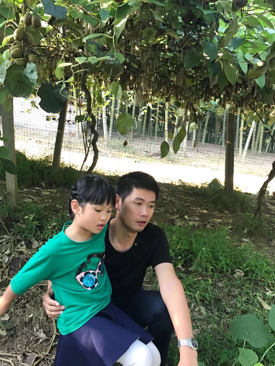 9岁女孩作文火了:长大当县长,让警察爸爸不再