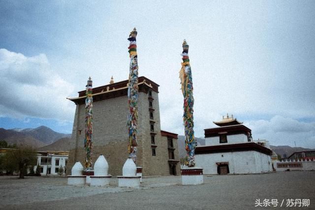 来到桑耶寺，读完《苦修者的圣地》，我才知道六年入藏只是开始