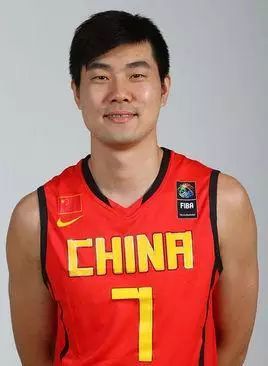 史上年薪最高的中国篮球明星是谁?年薪多少?