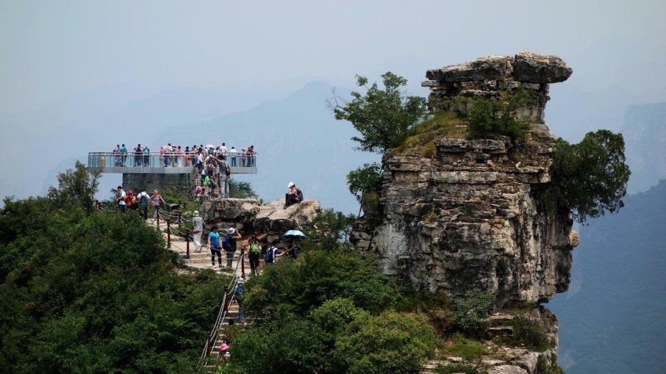 坐城际免费公交 五一到平顺通天峡看美景