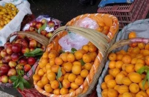 城管工资多少钱一个月