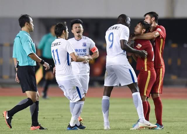 中国足协罚单出炉:张力禁赛6场,登巴巴未受罚