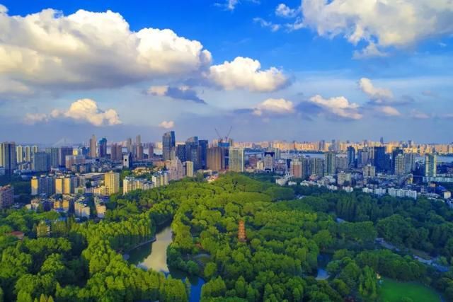 房管局点名通报:这些楼盘存在“价外价”、捆绑销售等问题