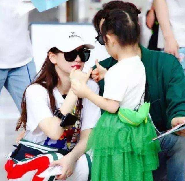 戚薇女儿名字好有爱,背后的意思竟然是李承铉