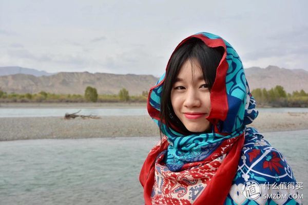 #原创新人#青海:一张蓝色画板上，映出绚烂世界