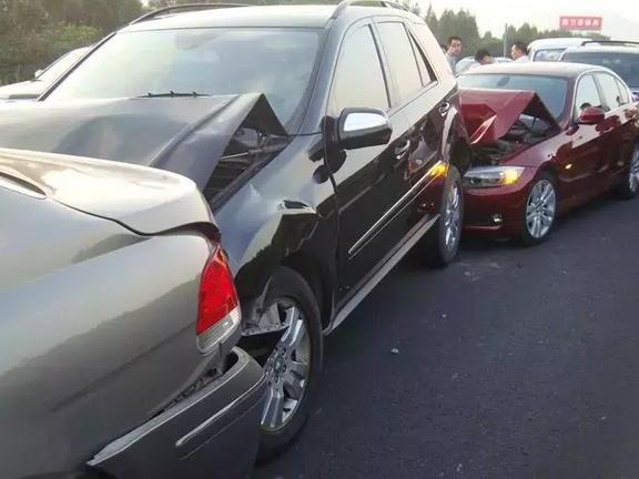 追尾后车就全责?别急着掏钱,这6种追尾,后车可