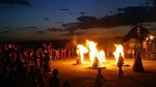 张家口最美的季节才刚刚开始，假期带家人来一场美好的自驾游吧！