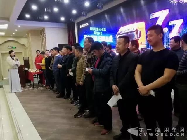 南方878辆！ 北方574辆！ 东风柳汽乘龙年终斩获大单！