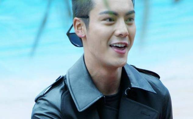 元气少女陈乐一,一首青鸟惊艳全场,陈伟霆坐不