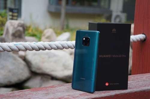 华为下狠手,Mate20pro进入猛降状态,网友:买