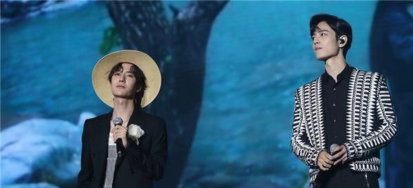 肖战和王一博有一起吗