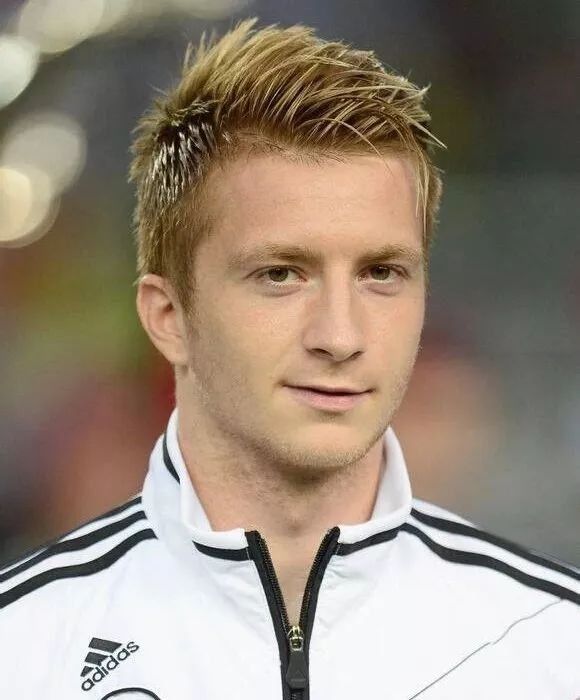 帅萌傻白甜,世界杯巨星的童年照片,你的偶像是