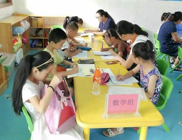 费辅导,真好东平县佛山小学名师义教进社区活