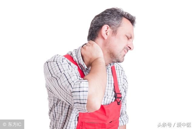 颈椎病疼痛难忍,3种运动,1个治疗方法 助你轻松