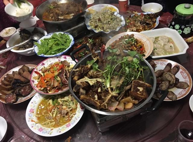 南北9家不同的年夜饭，每一家都味美丰富，哪一家你最喜欢？