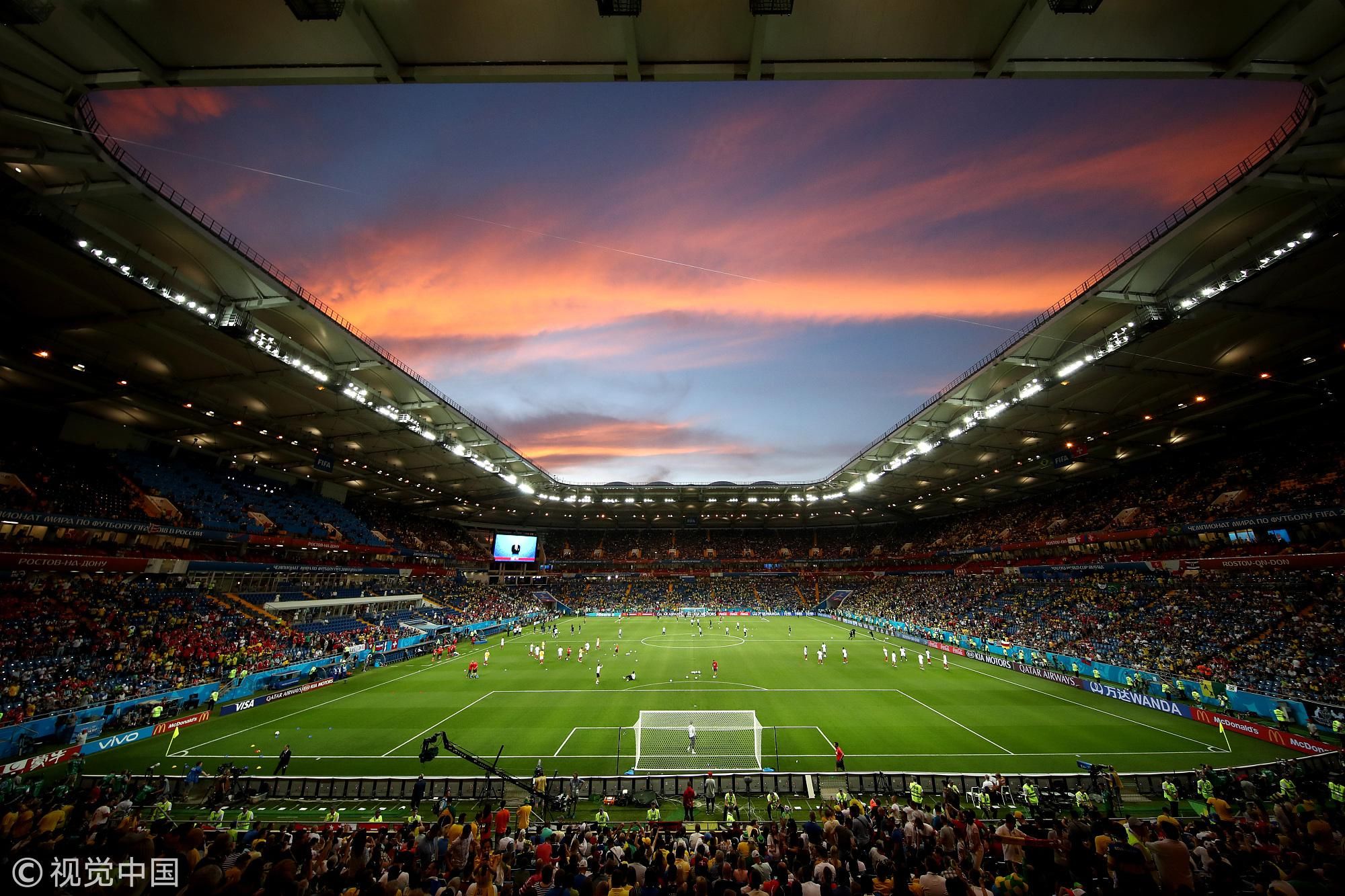 巴西VS瑞士 罗斯托夫体育场现唯美夕阳 夜景迷