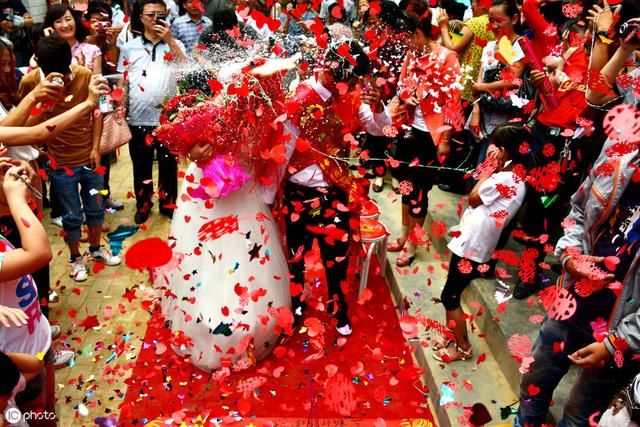 2019年光棍数据分析及社会现象