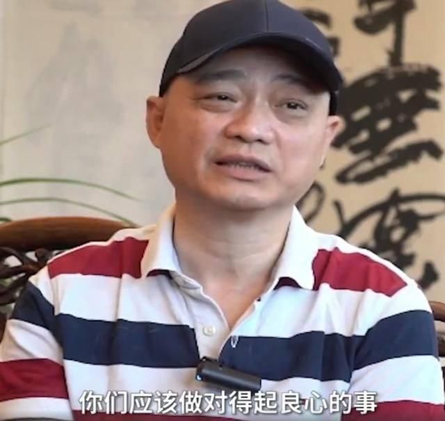 风波升级，崔永元揭露的只是个案，大V发声娱乐圈80%艺人偷漏税