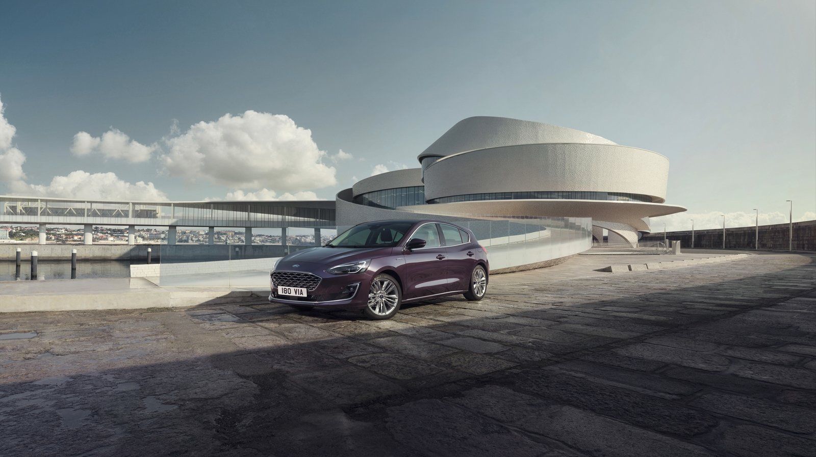 2019全新换代福克斯外观棱角分明更犀利!这些