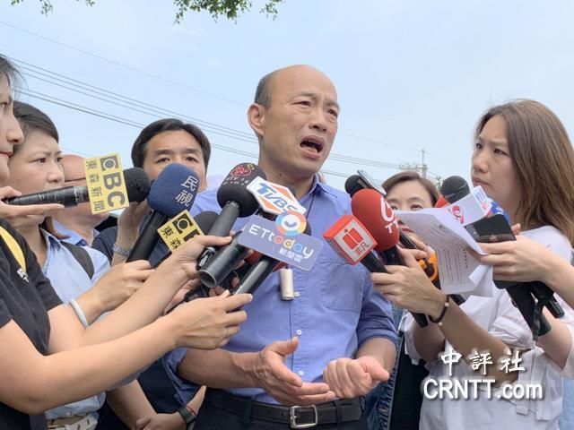 韩国瑜送蔡正元下台阶 也给吴敦义留余地