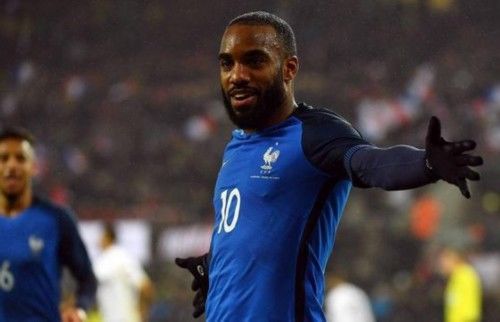 友谊赛-拉莫斯两点球 西班牙3-3俄罗斯 拉卡泽