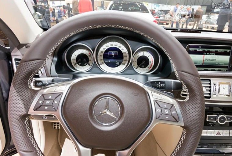 奔驰女车主王倩老公 奔驰车事件最新处理结果