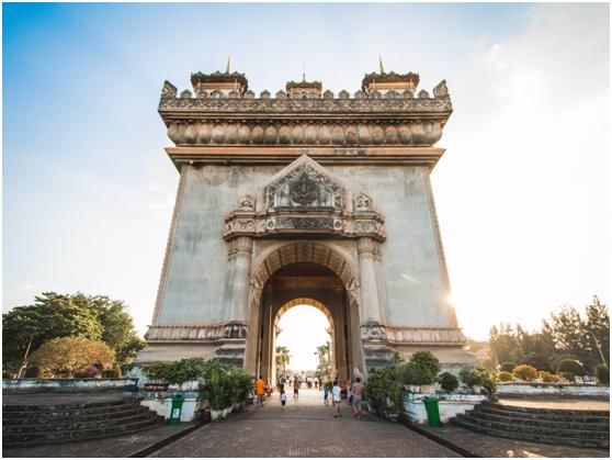 泰国人觉得中国较为落后,直到中国游客解释后才恍然大悟