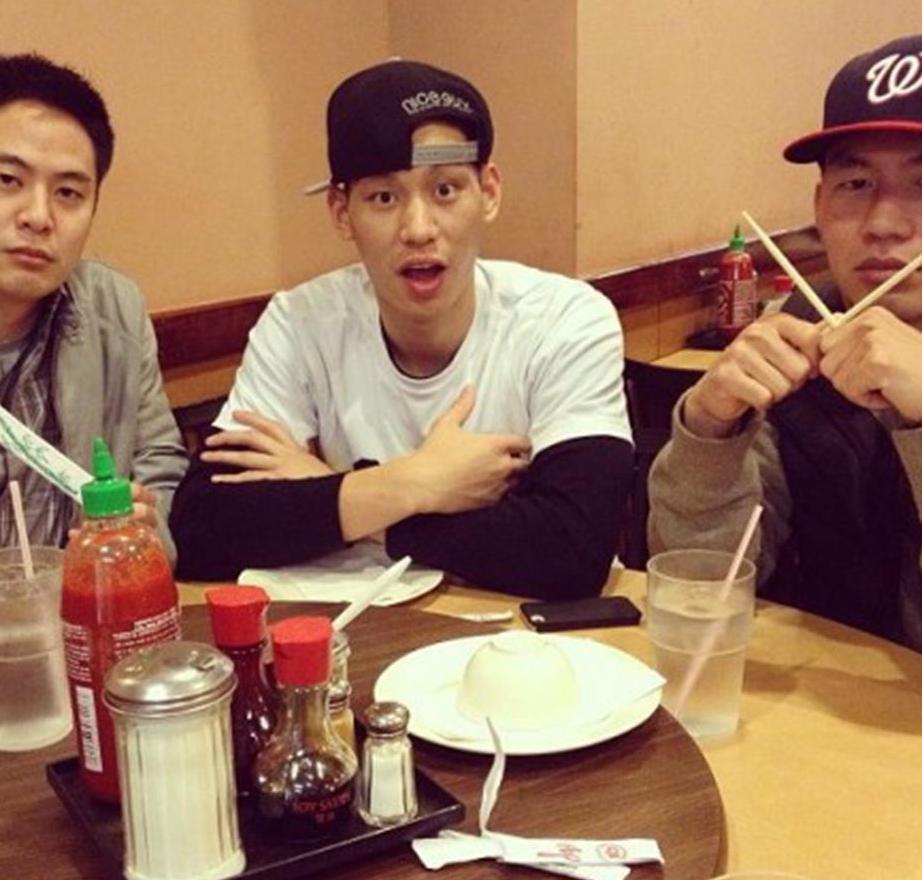 NBA球员有多能吃?林书豪一餐6个汉堡,而他一