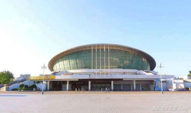 江苏正在建设一条时速达350公里的高铁线，跨越的这几个市有福了