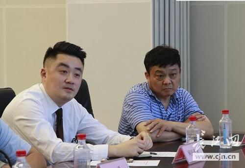 红旗飘扬网络一线 党群共话品质服务市委督查