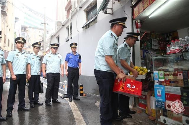 认清楚了!武汉8000名城管协管员将换新装