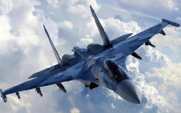 SU-35为什么要打火箭弹?
