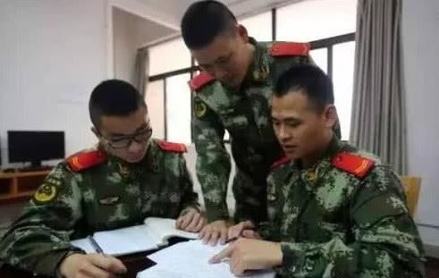为何在军队中最受欢迎的不是班长,而是副班长?只有老兵才知道