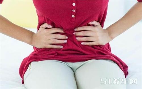 女性尿频,不是水喝多了,有这3种症状,可能是