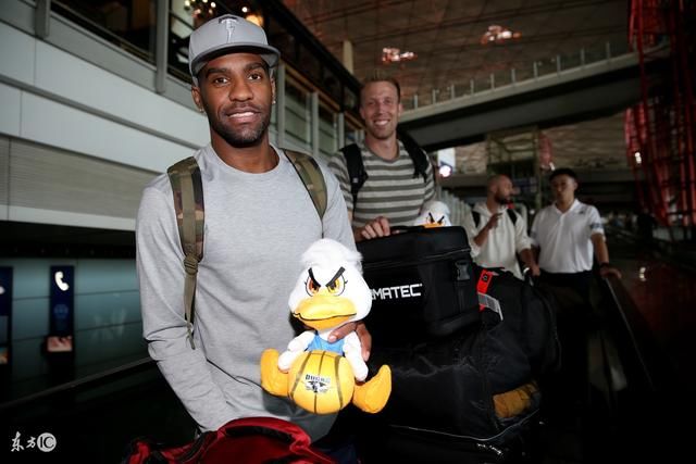 首钢新援杰克逊:马布里无可替代 能做到和他一