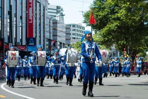 看完这些外国人过春节后，我觉得我可能过了个假年……