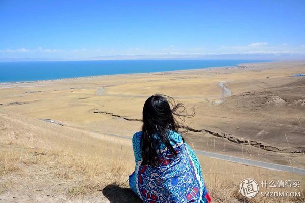 #原创新人#青海:一张蓝色画板上，映出绚烂世界