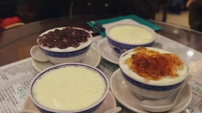 它是国内厨神第一城,图片不大却是美食江湖的450*150地方美食图片
