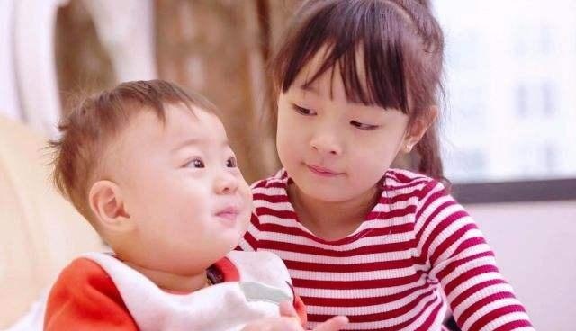 章子怡怀二胎,郭晶晶生三胎!怀孕的苦与累,别人