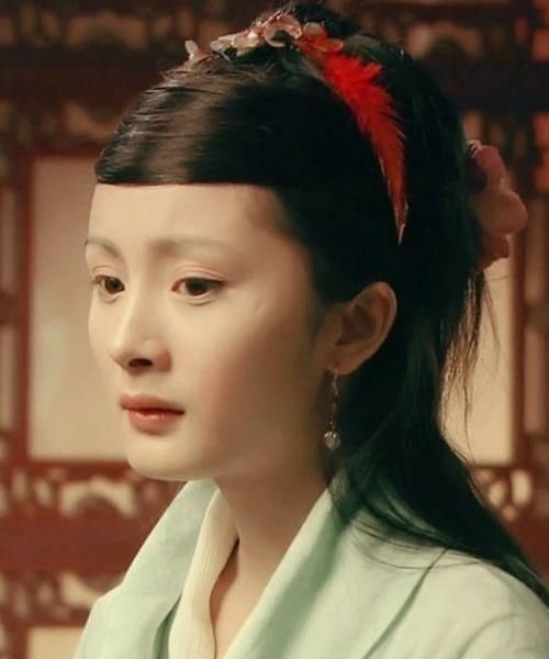 看完这些丑出天际影视造型,觉得关晓彤的缝纫