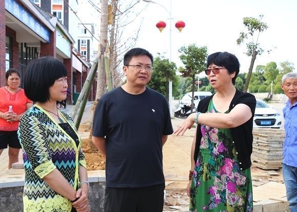 贵州安顺:安顺市人民政府副市长周丽莉一行赴