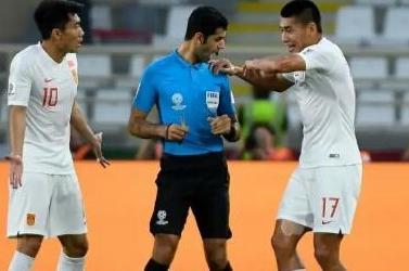 国足又现史诗级操作! 网友: 历史真的会重演!