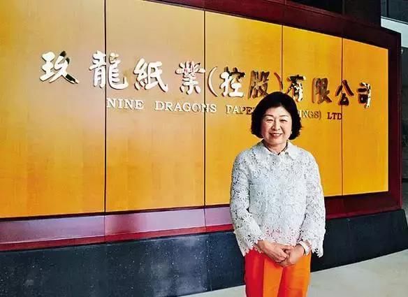 致敬伟大商界女性 | 靠收废品成女首富,她如何实现逆袭?