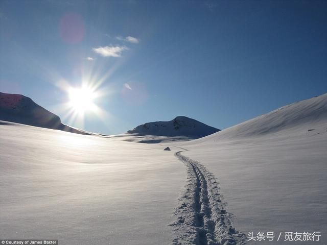 一个探险者在挪威各地进行了长达6100公里的滑雪和独木舟之旅