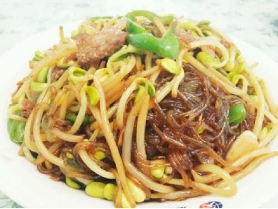 黄豆芽怎么炒好吃又烂 t013066b2b2964ea2ea.jpg