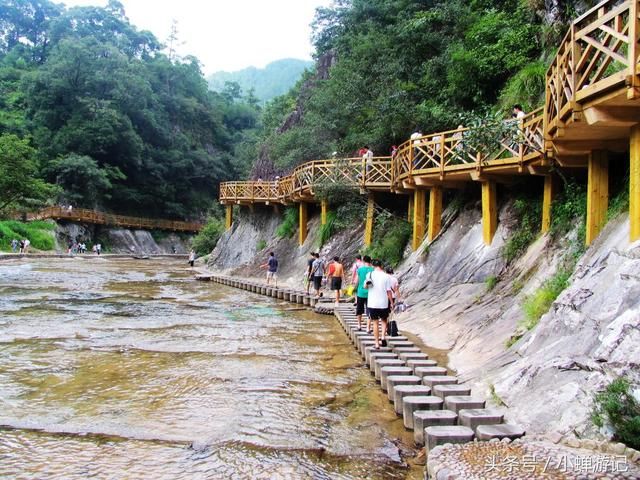 快来福建宁德屏南白水洋世界地质公园目前世界唯一的“浅水广场”