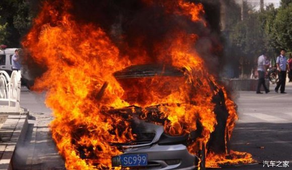 比亚迪刀片电池材料供应