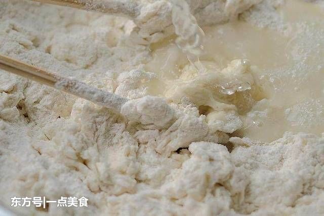 在家自制传统手擀面，告诉您面条顺滑爽弹的小窍门，五分钟就学会