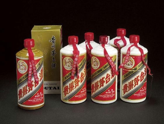 茅台下跌5个点,市值蒸发约500亿,网友们却一片